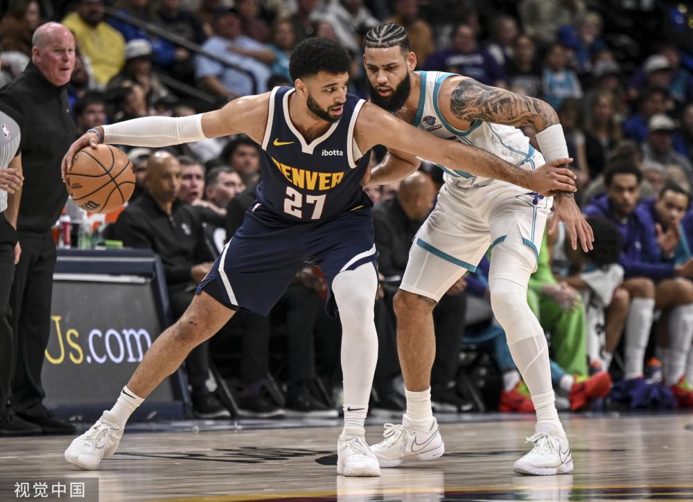 开始质疑他 开始质疑他