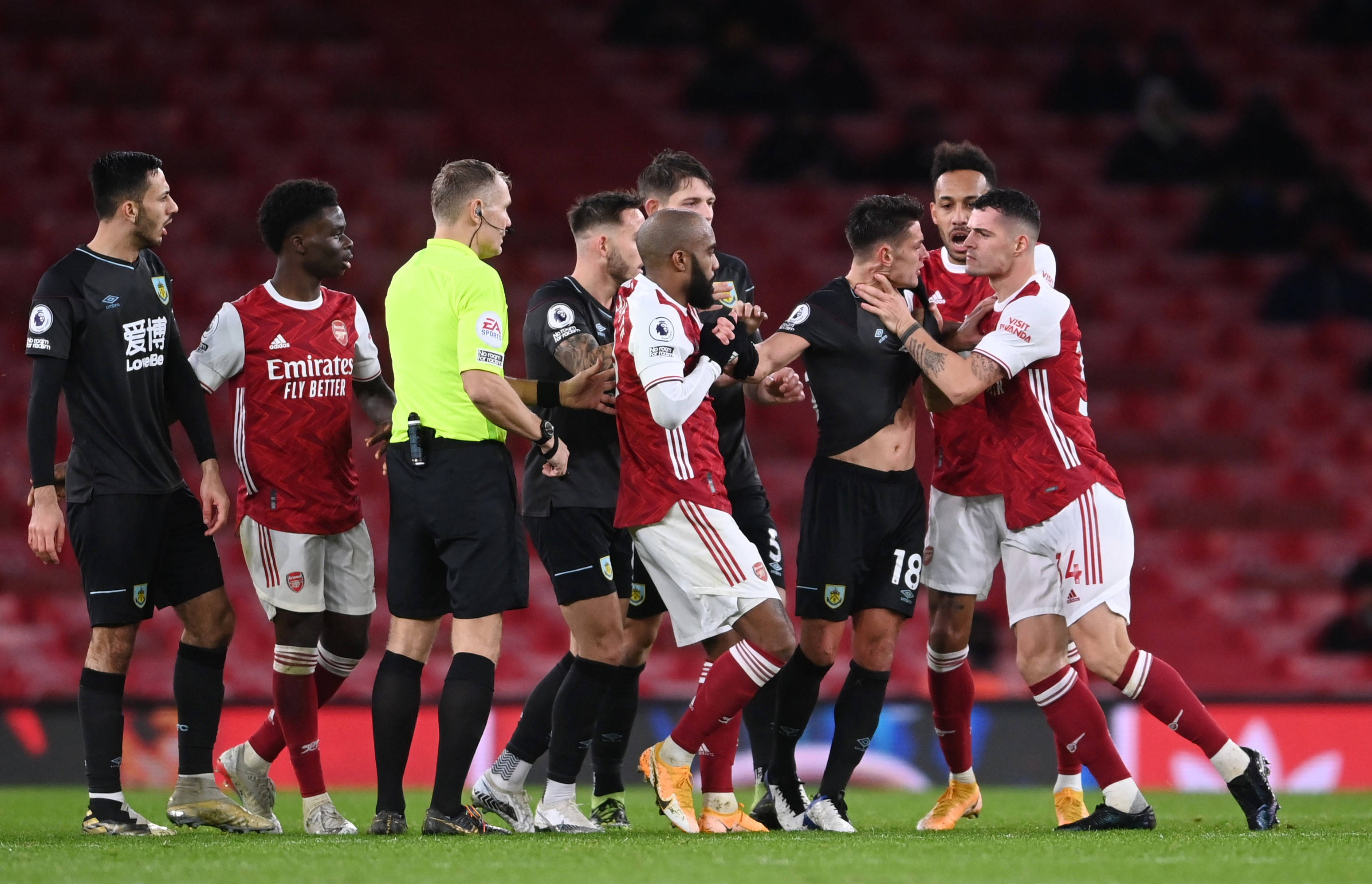 隊伍後防線 隊伍後防線